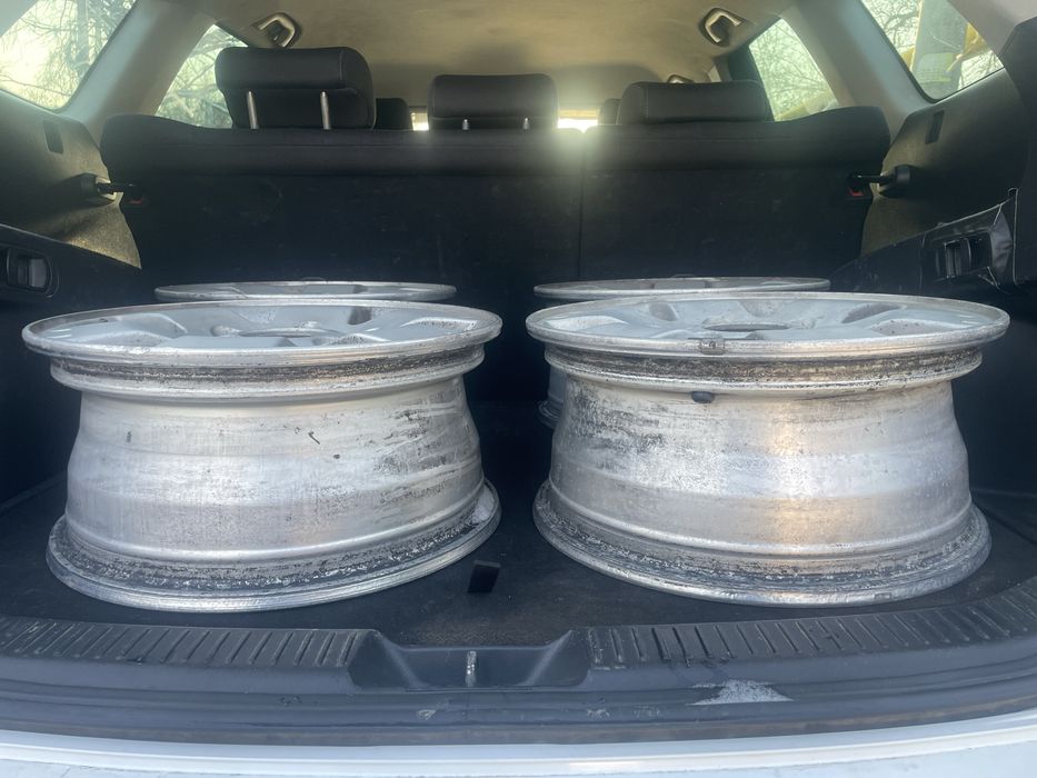 Продам комплект дисков Pajero 3