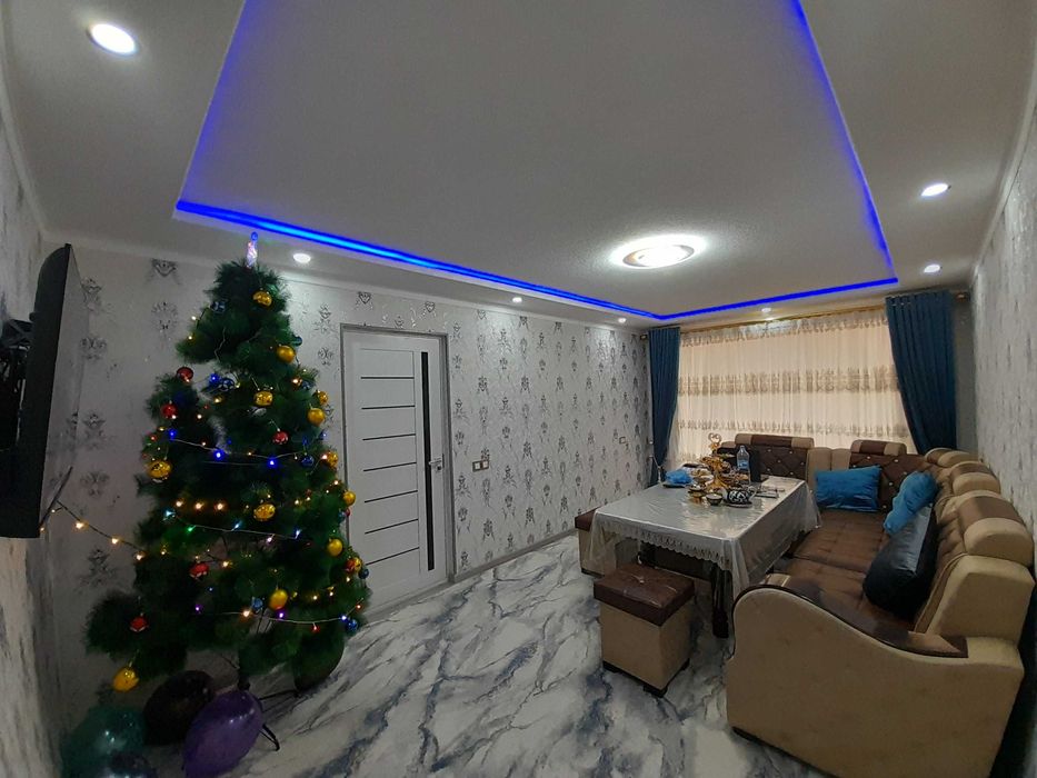 Jizzax shahrida 2 xonali uy sotiladi