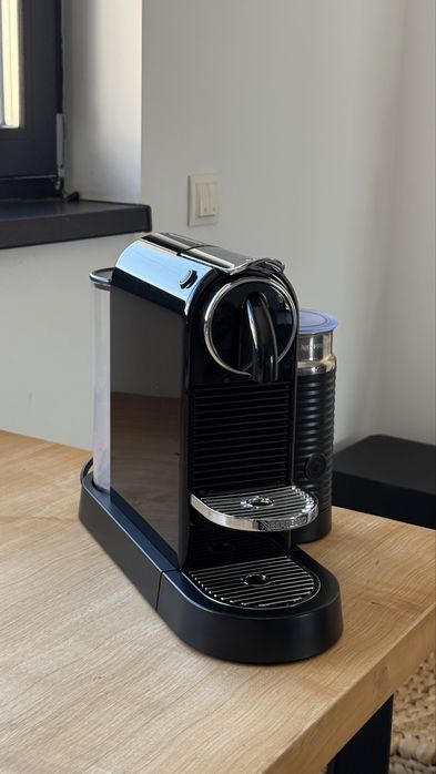 Aparat cafea Nespresso CitiZ&Milk