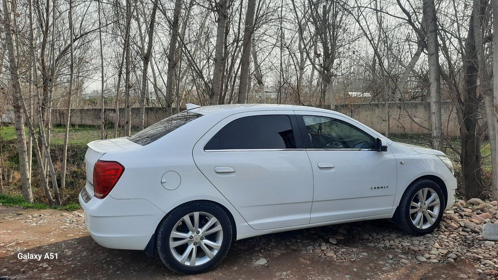 Деска болан сотилади