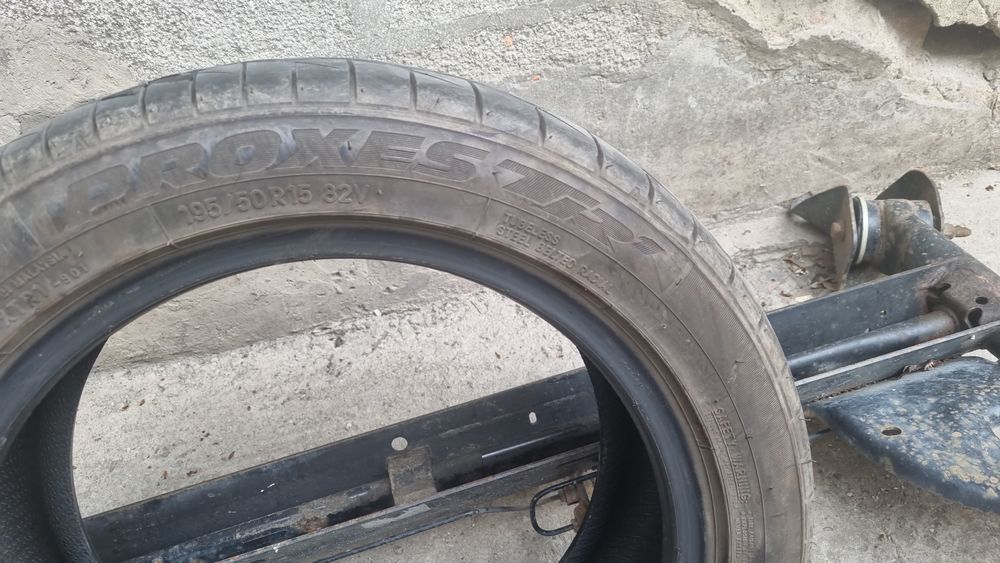 Vând anvelope de vara