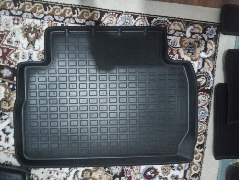 Полик Санта фе 2025