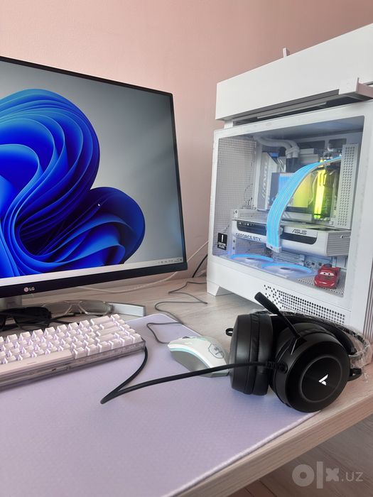 Core i7 ultra - rtx 5070 12 gb , 32gb / 1 tb