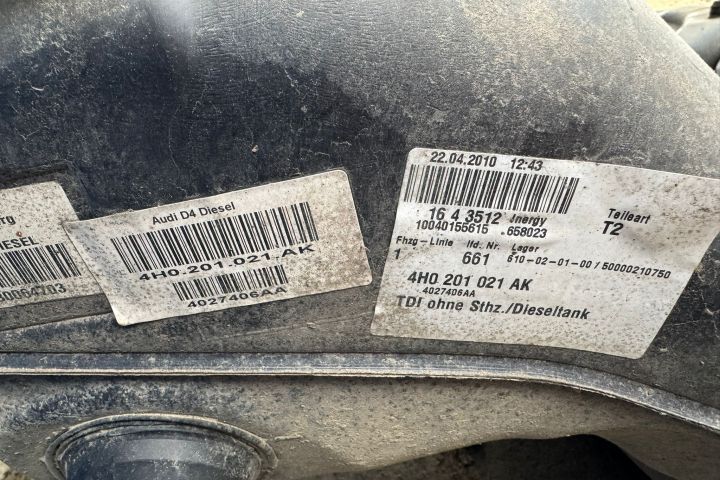 Rezervor combustibil cu pompe 4.2tdi 4h0201021ak Audi A8 D4/4H [2010