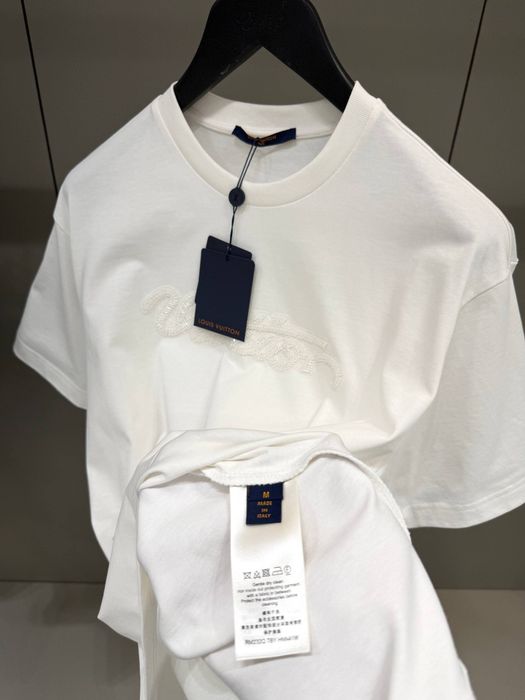 Мъжка бяла тениска LV