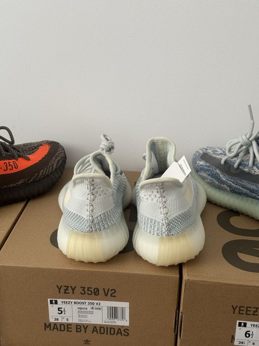 Adidas Yeezy 350 Light Blue Knit