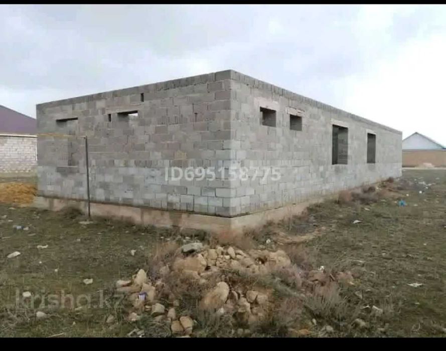 Продам дом недостроенный