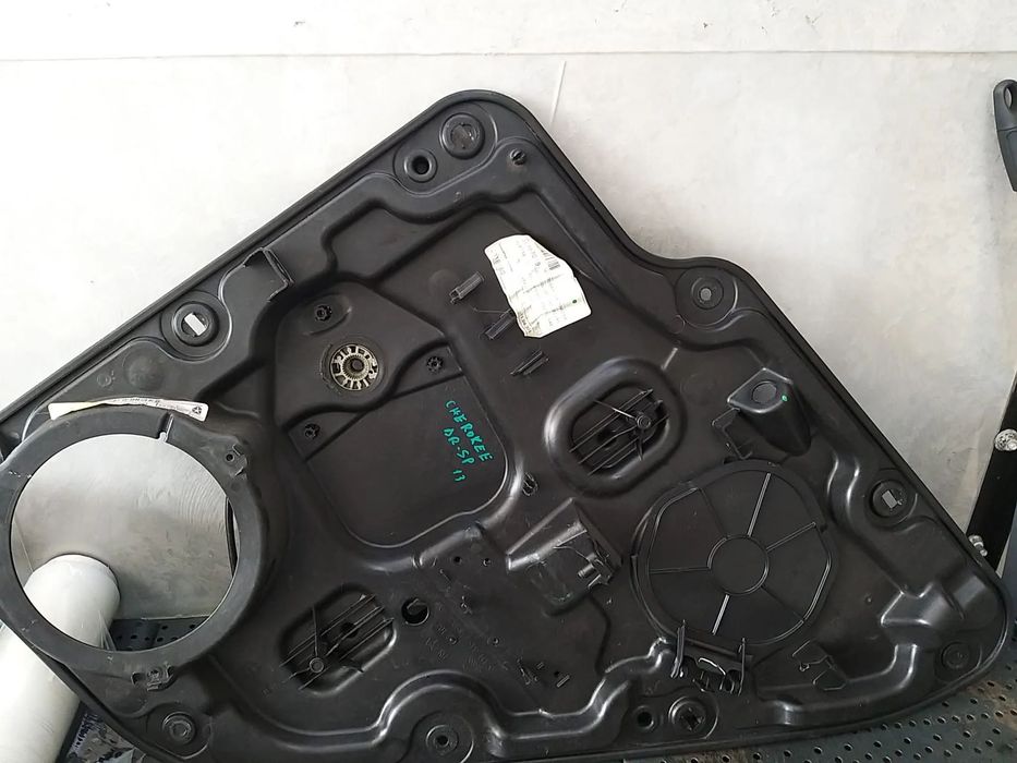 Macara geam electric dreapta spate jeep grand cherokee 4 wk wk2 55113614ak 55113614am