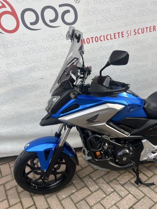 Motoideea vinde HONDA  NC750X DCT ABS 2017 Rate Garanție