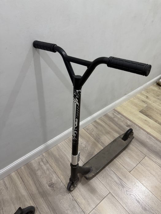 Продам Самокат для трюков