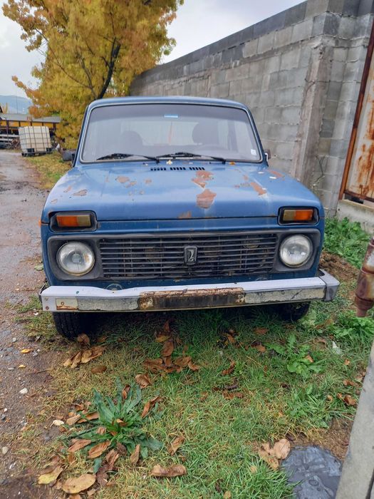 Лада Нива 1.7i 1.7кабуратор На части.