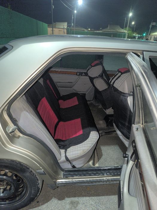 Мерс 124 срочно срочно