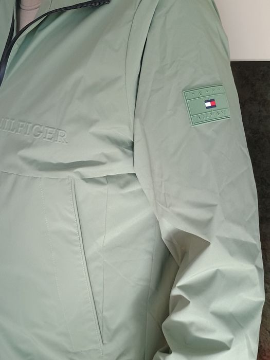 Geaca Tommy Hilfiger mar. M