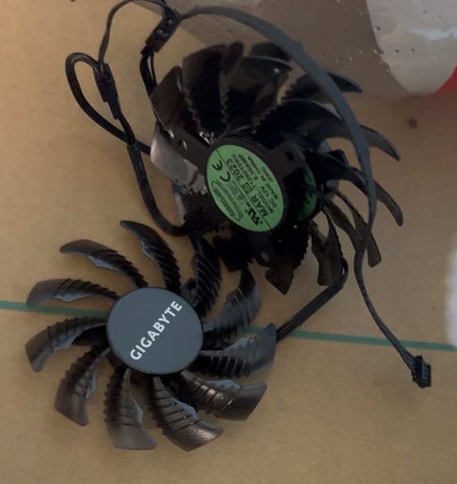 Placă video 1080ti 11GB Gigabyte