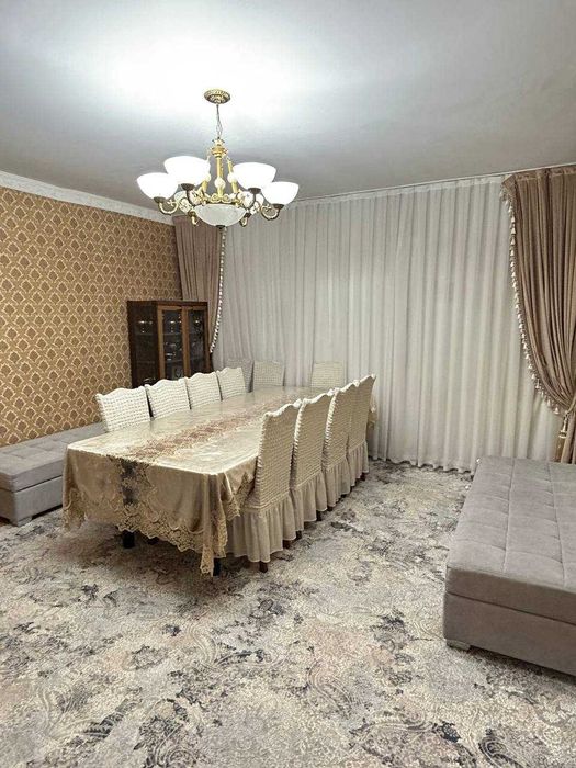 Квартира в центре, улица Осиё, 2/7/9, 60кв, Новомосковская