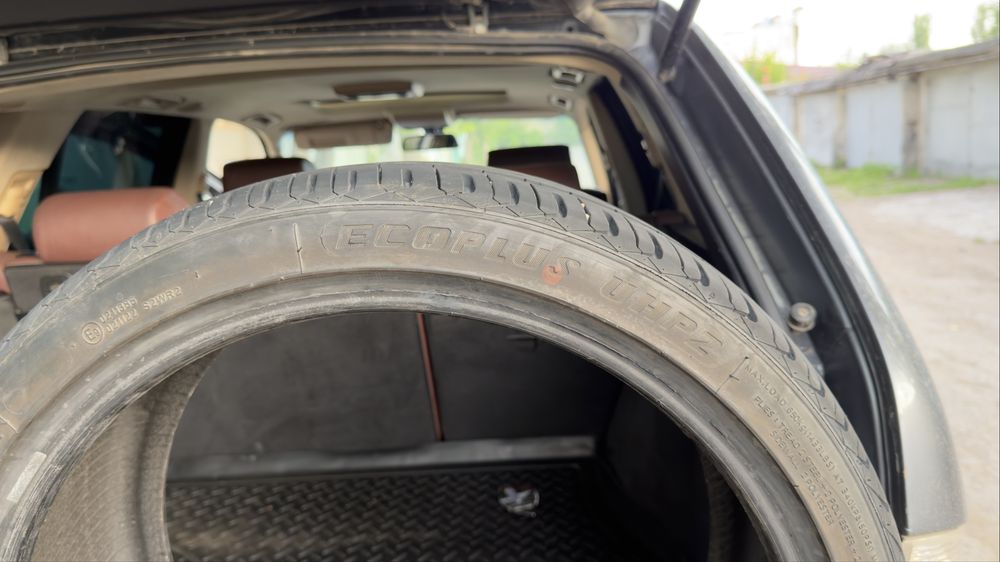 Продам резину R19