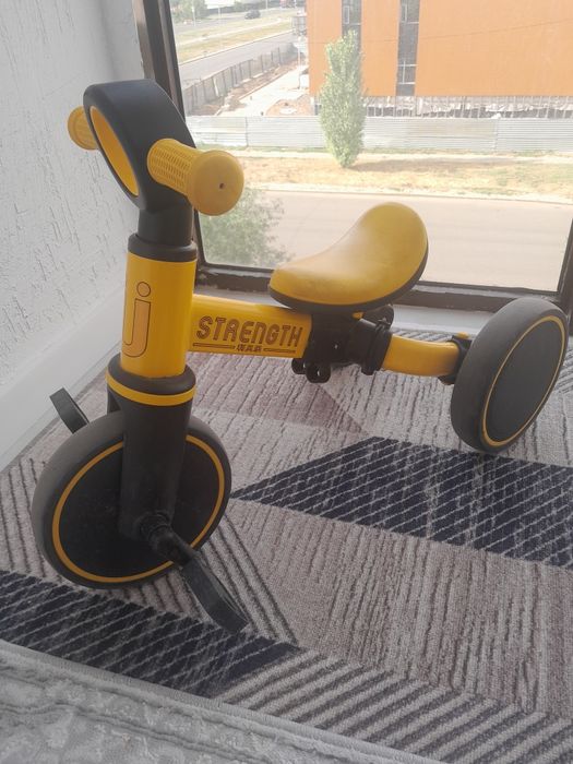 Продам 3х колёсный велосипед  Strenght, можно переделать в беговел