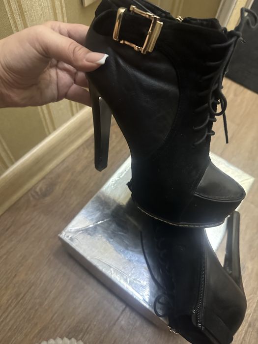 Женская зимняя обувь