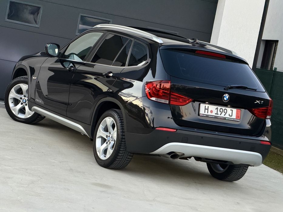 BMW X1 2011 — imagine 3