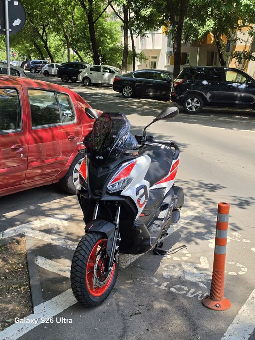 APRILIA SR GT 125 –1100km,garanție,revizia făcută, accesorii