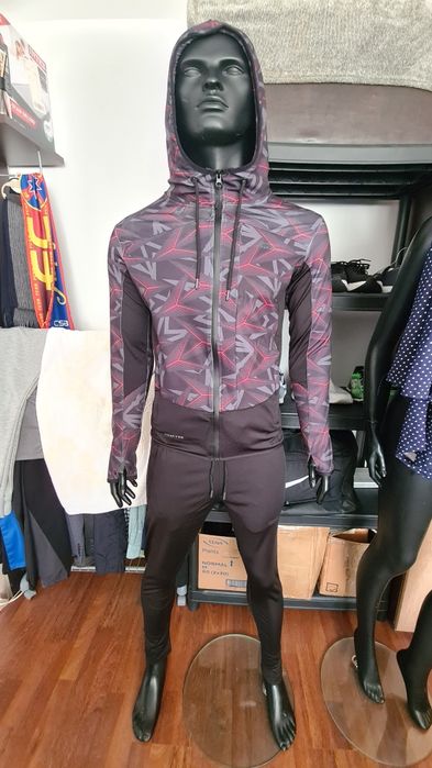 Trening uri (noi) - 100ron/set bluza+pantaloni!