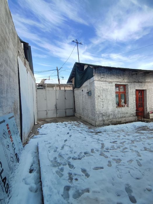 SROCHNO sotiladi ozimzan uy