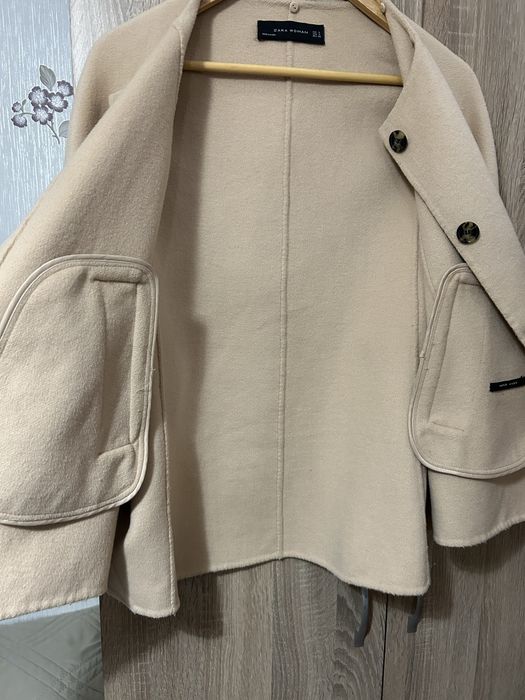 Елегантно дамско палто