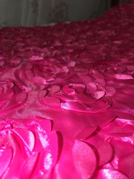 Material textil 3D cu trandafiri