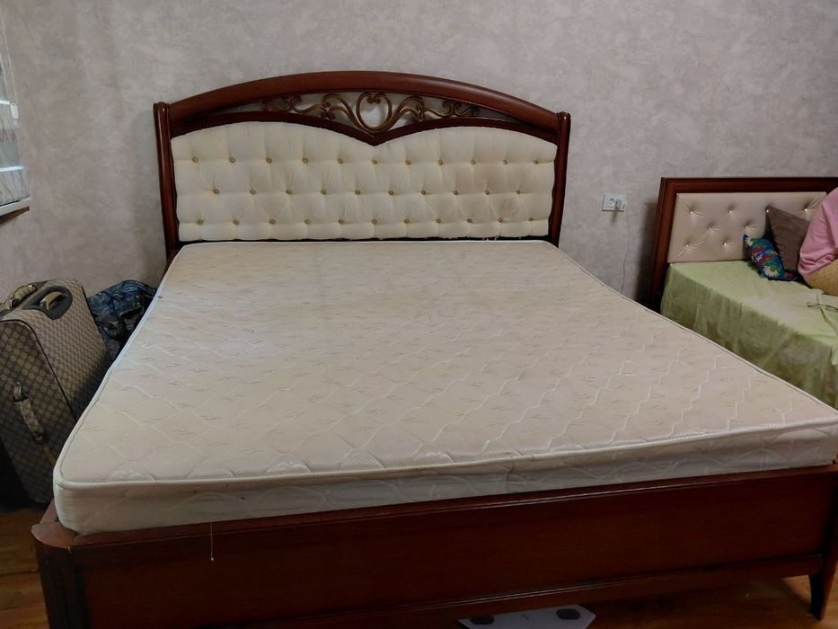 Дух спалней кроват