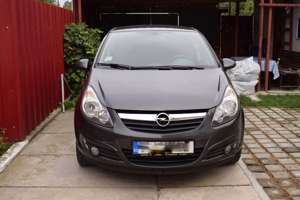 Vând Opel Corsa D 1.2 benzină ediție 111