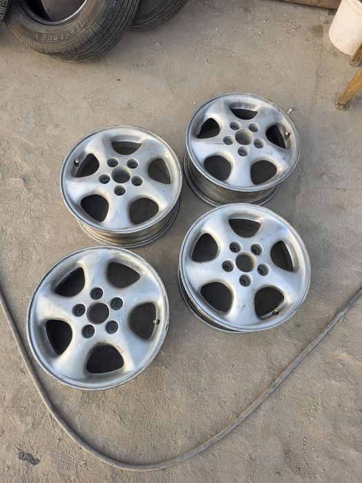 Диски на Camry 10-40