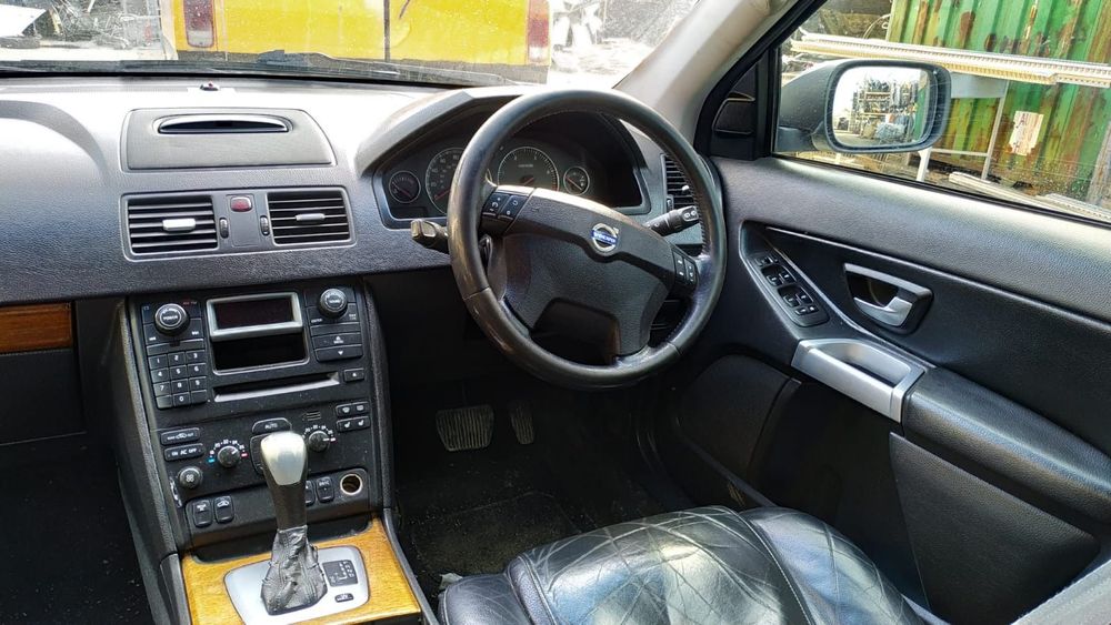 Dezmembrari  Volvo XC90 1  2002  > 0000 D5 Motorina