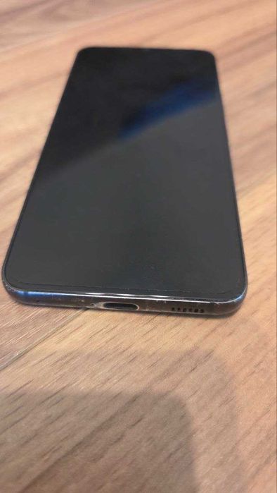 Samsung S22 128GB Black – stare foarte bună + husă magnetică anti-soc + cutie