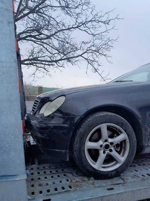 Mercedes C-klasa 2.2 Cdi  2003g. На части