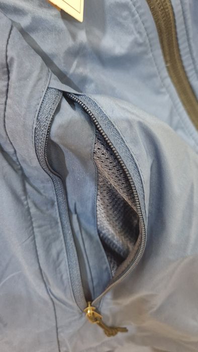 Легкая ветровка The North Face