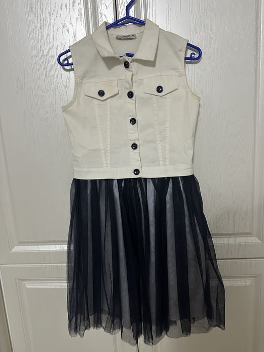 Платье в отличном состояние