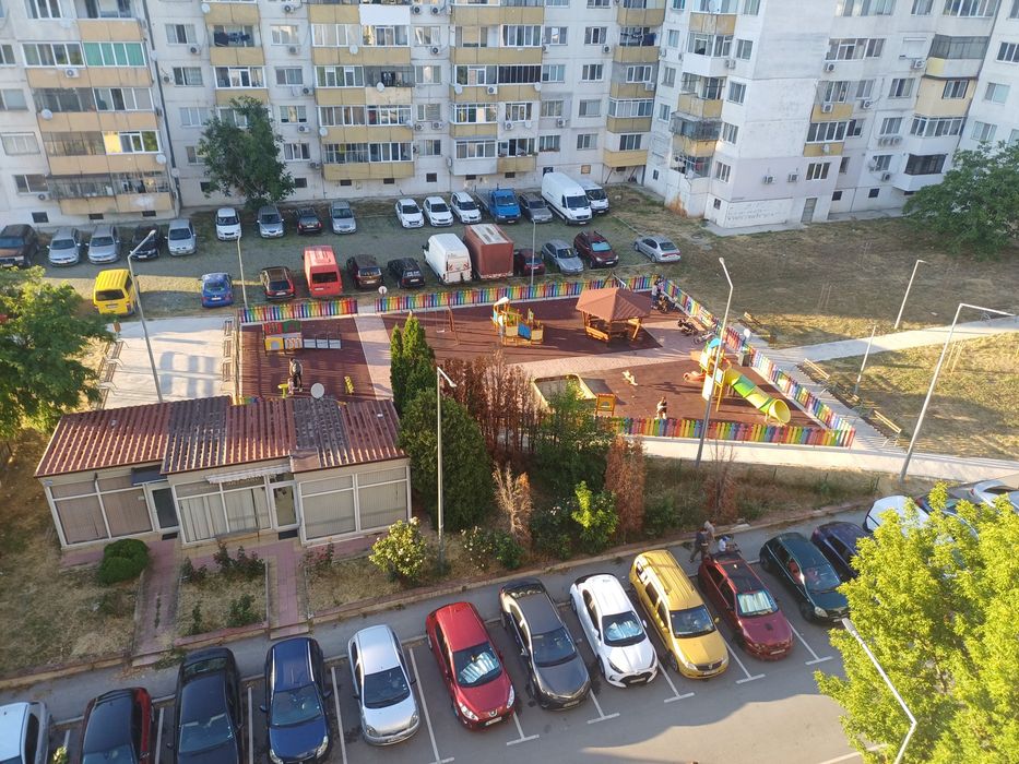Тристаен апартамент в Кайсиева Градина