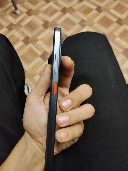 Продам телефон zte
