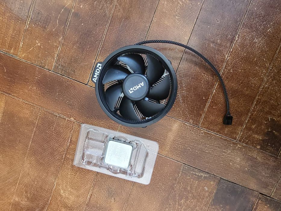 Pachet PC: Nvidia GTX 1080 EVGA FTW + AMD Ryzen 7 2700X + Cooler Bonus