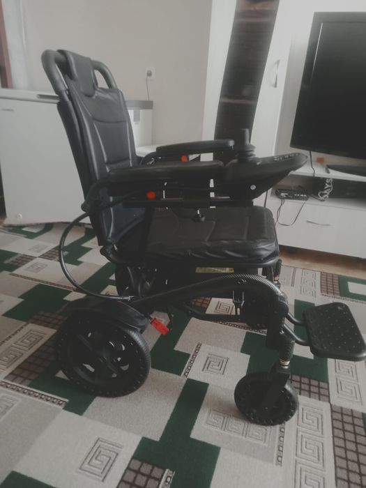 Инвалидная коляска электрическая