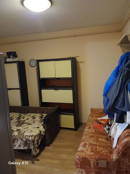 Închiriez apartament