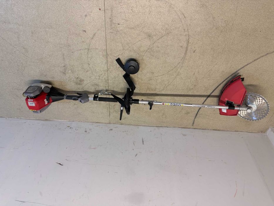 075513	Коса бензинова с нож и корда 4-такт 0.8kW RD-GBC11