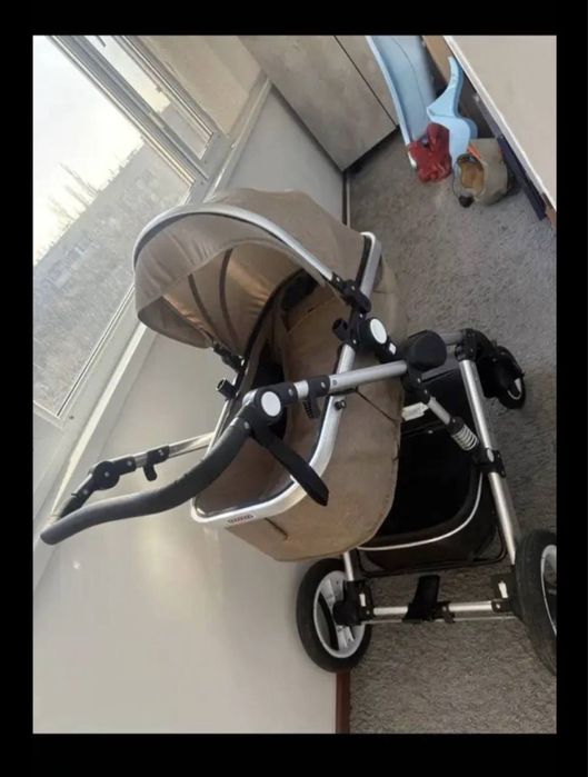 Продам детскую коляску