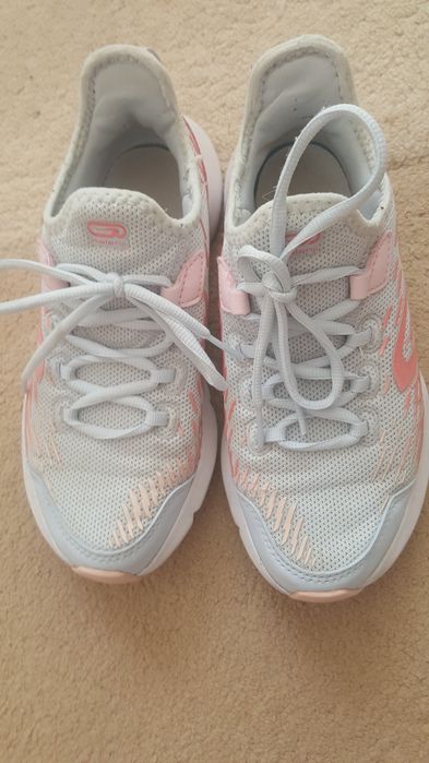 Маратонки 36 номер