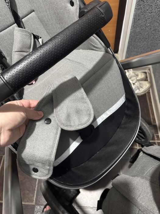 Коляска продам новый