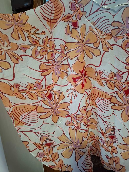 Bluză oversize cu imprimeu floral mărimea M-L-XL