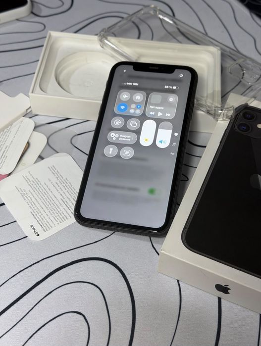 Продам Iphone 11 в идеальном состояние