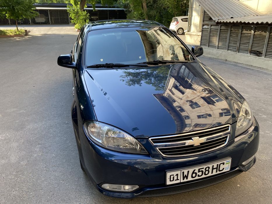 Продаю chevrolet gentra 2023
