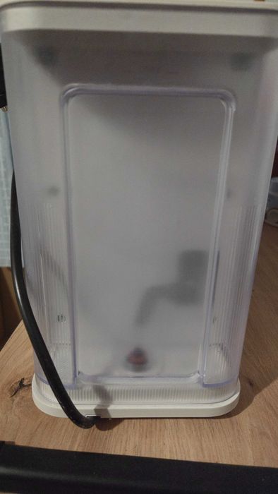 Кафемашина с капсули Nespresso Lattissima One бяла