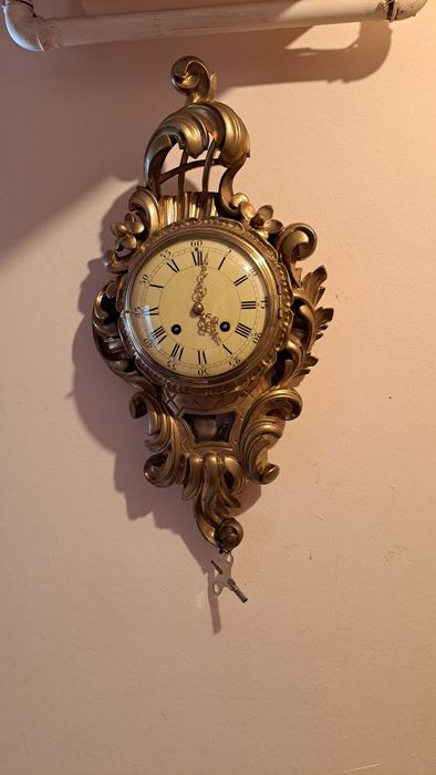 Ceas cu pendul de perete